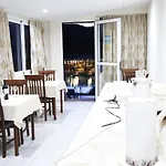 Hotel Athinoula 2*