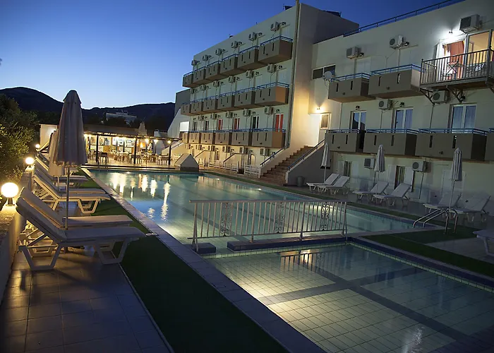 Athinoula Кефалос