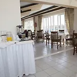 Hotel Athinoula 2*