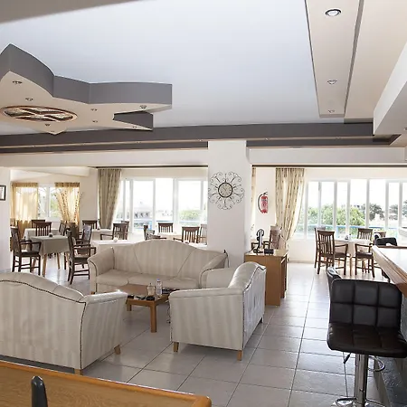 Athinoula Hotel