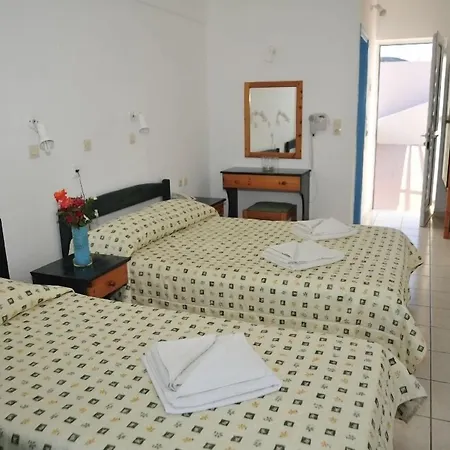 Athinoula Szálloda 2*