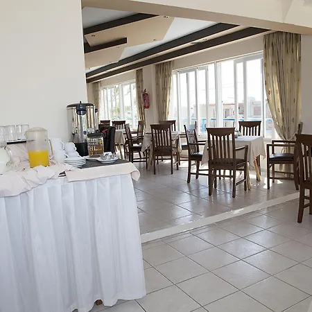 Hotel Athinoula 2*