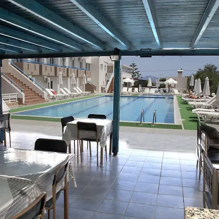 Hotel Athinoula 2*