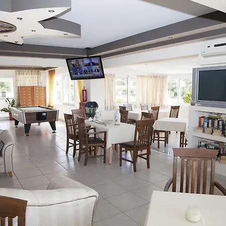 Hotel Athinoula 2*