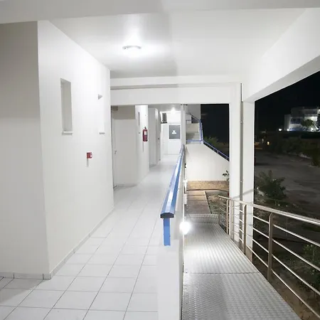 Hotel Athinoula 2*