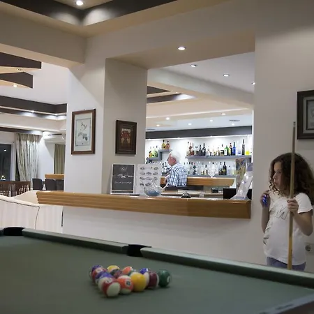 Hotel Athinoula 2*