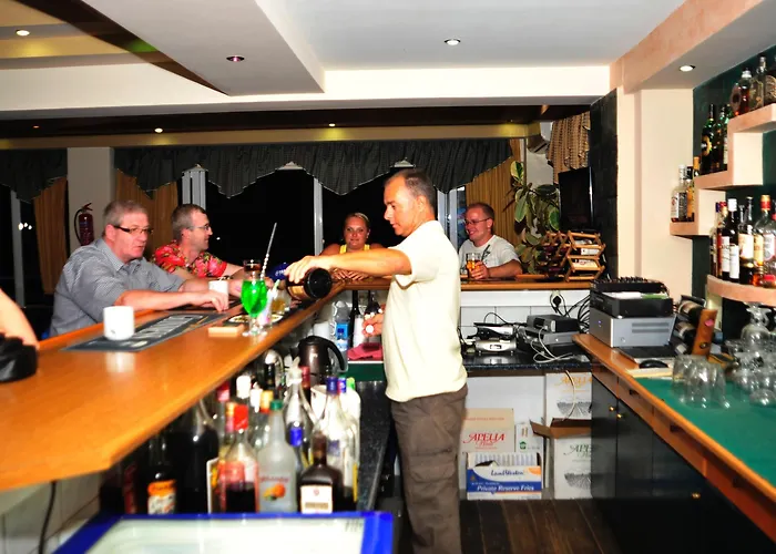 Athinoula 2* Kefalos (Kos)